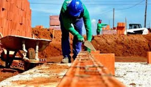 Alerta sobre acidentes de trabalho por queda na construção civil