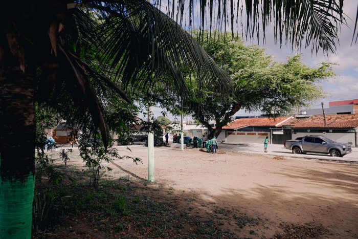 Ordem de serviço para a reconstrução da Praça Esperança, no bairro do Ernani Sátiro