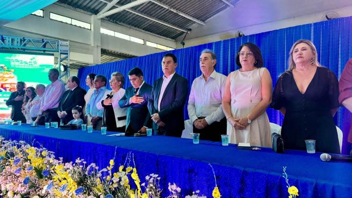 Wilson Santiago participa de posse dos prefeito no sertão 