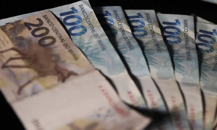 Salário mínimo passa para R$ 1.518