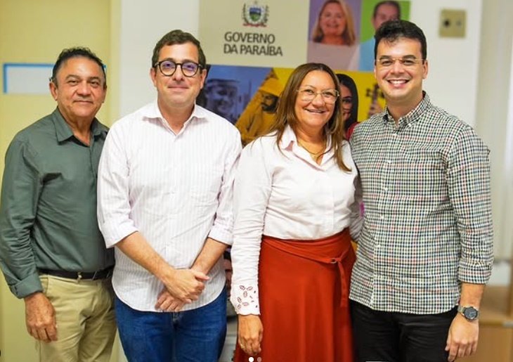 Deputado federal Gervásio Maia (PSB), Prefeita de Mato Grosso Gildava Lima e o Secretário de Saúde da Paraíba, Dr Ari Reis.