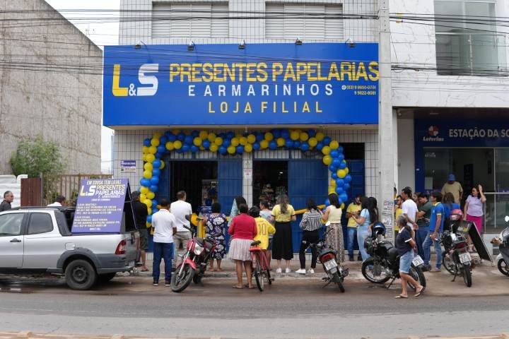 LS Presentes no Bairro da Estação