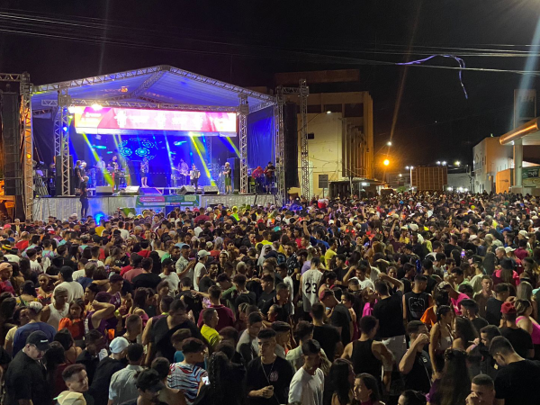 Praça da folia no Centro de Cajazeiras