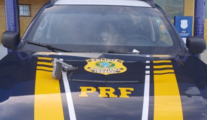 Apreensão de arma de fogo e carro clonado