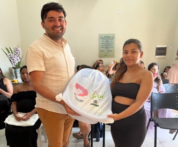 Prefeitura de Sousa realiza mais uma etapa de entrega de enxovais do Programa Social Meu Bebê