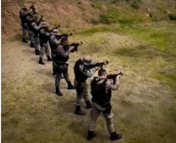 Militares do 14º BPM são habilitados no manuseio da carabina Fire Eagle FE 905 SMT calibre 9mm 