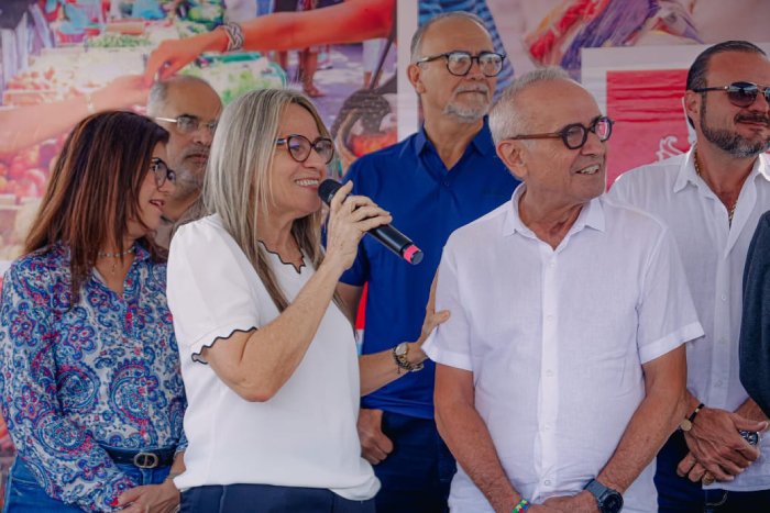 20 novos ônibus escolares para beneficiar mais 5 mil alunos