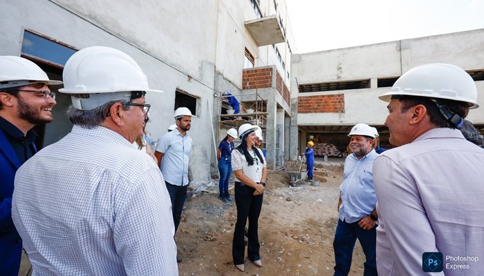 João Azevêdo inspeciona obras do Hospital da Mulher e do Arco Metropolitano de João Pessoa 