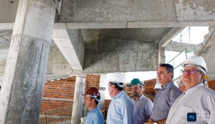Obras de construção do Centro de Convenções