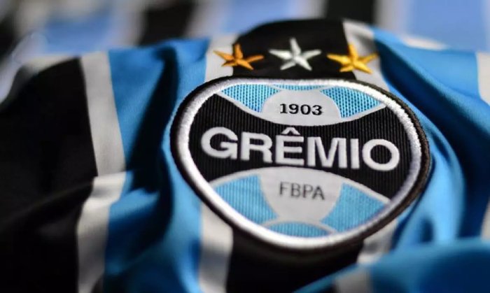 Grêmio bate São Raimundo nos pênaltis