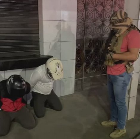 Prisões e apreensões de cerca de 10kg de material ilícito