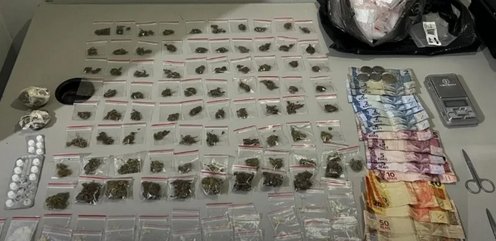 Material ilícito apreendido em ação da Polícia Militar