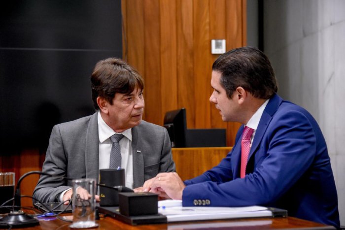 Presidente da FIEPB em reunião com Hugo Motta