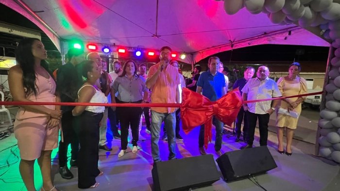 Chico Mendes prestigia inauguração da Praça Santo Afonso em Carrapateira