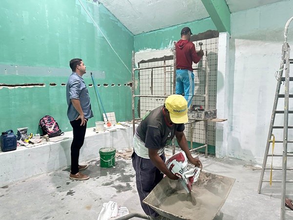 Modernização do vestiário dos árbitros no Estádio Marizão