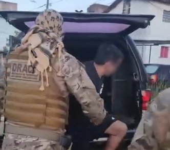Prisão de criminoso que praticou um roubo em Cajazeiras