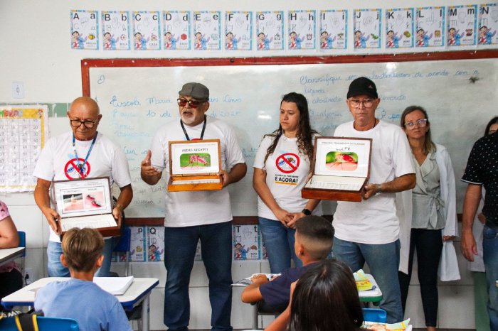 Ação educativa sobre combate ao Aedes aegypti