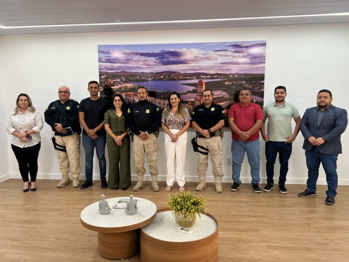 PRF em visita a sede da Prefeitura Municipal de Cajazeiras