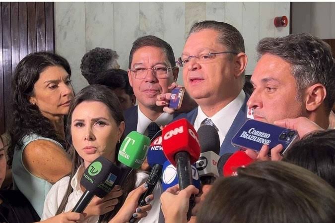 Deputados Federais a favor da anistia