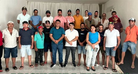 Reunião com membros da Associação de Apicultores de Vieirópolis
