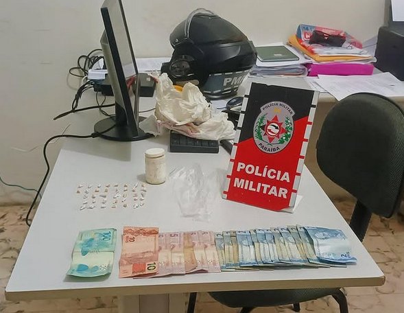 Material ilícito apreendido em ação da Polícia Militar