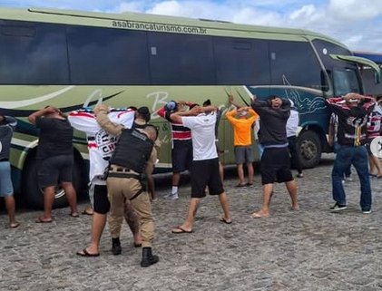 Segurança no jogo entre Sousa E.C e Santa Cruz