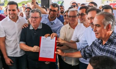 Assinatura de obras hídricas em Remígio