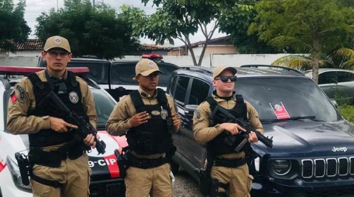 Veículo recuperado pela PM na Paraíba