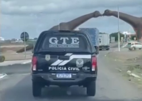 Prisão de suspeito de armazenar material de pornografia infantil