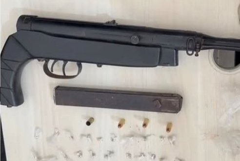 Arma, munições e drogas apreendidas pela Pm em Cajazeiras 