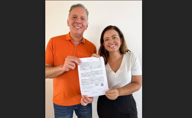 Pollyanna Werton ao lado do deputado federal Aguinaldo Ribeiro