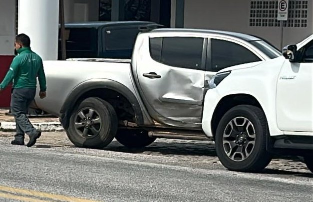Imagem do acidente na BR 230 em Pombal 