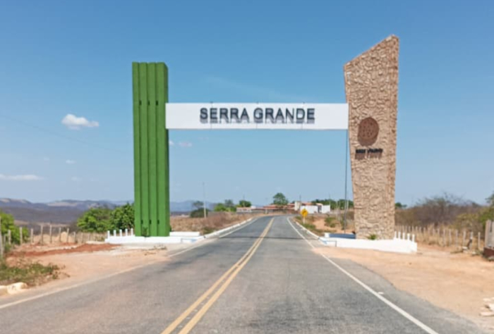 Portal de entrada da cidade de Serra Grande
