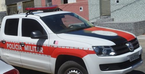 Viatura da Polícia Militar em ocorrência