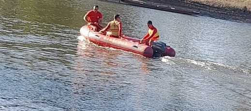 Corpo de jovem localizado pelos Bombeiros no Rio Paraíba. 