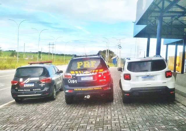 Prisão de homens suspeitos de aplicar golpe do bilhete premiado