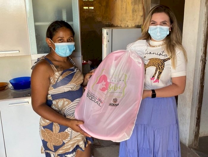Prefeitura de Sousa realiza mais uma entrega de enxovais através do Programa Meu Bebê