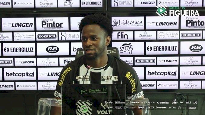 Jogador da Raposa é Jefferson Victor, de 26 anos