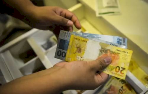 Prefeitos alegam que pode faltar dinheiro para pagamento de salários