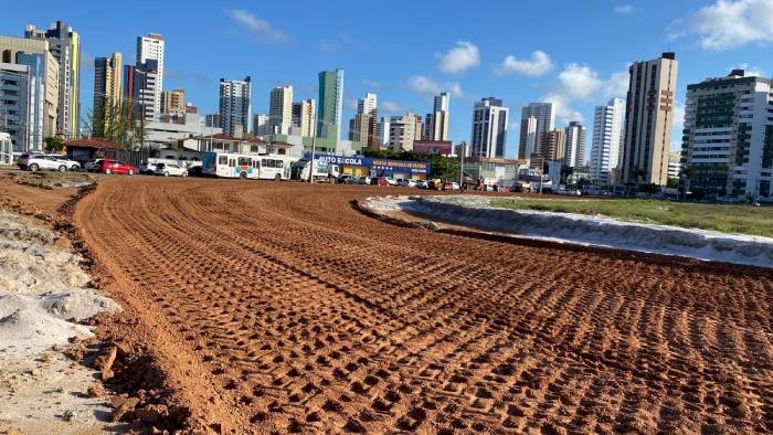 Obras do projeto viário do Parque da Cidade, no bairro Aeroclube