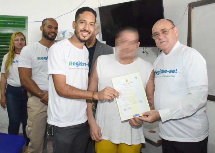 Certidão de Nascimento de 113 apenados