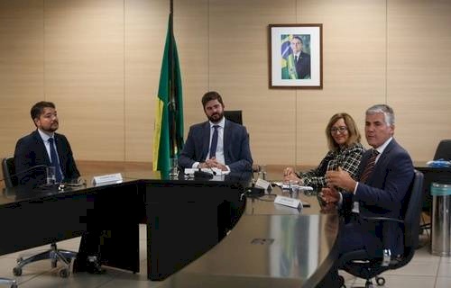 O Programa Aproxima vai oferecer a famílias de baixa renda a oportunidade de ter acesso à moradia por meio de imóveis públicos federais desocupados