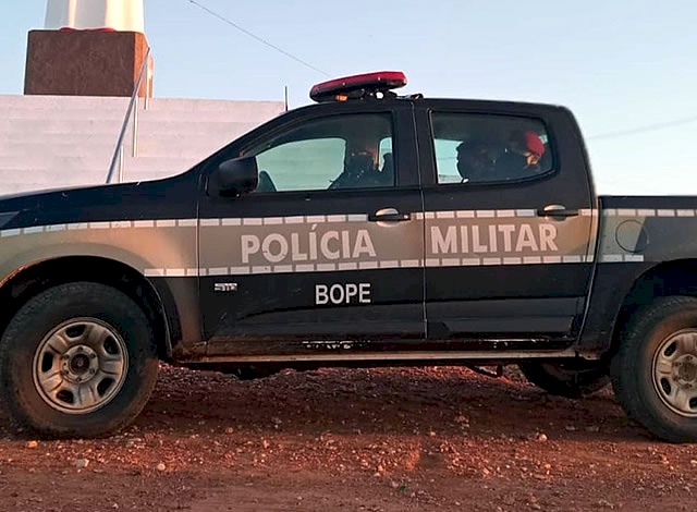 Viatura do BOPE em diligência