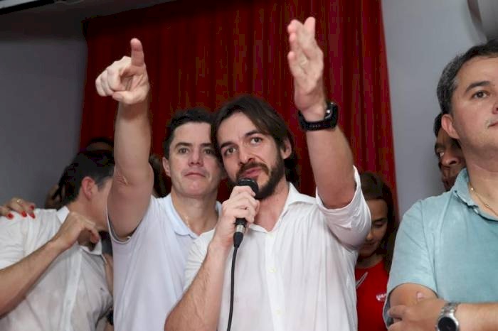 Posicionamento do emedebista e também votará em Pedro Cunha Lima (PSDB)