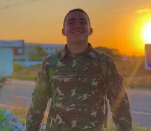 Cabo do Exército, Anderson Paiva, de 20 anos
