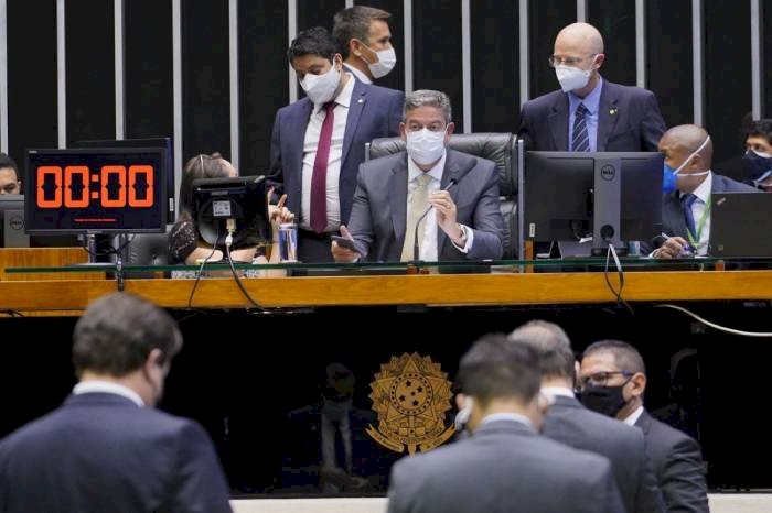 Câmara dos Deputados conclui votação, em 1º turno, da PEC Emergencial