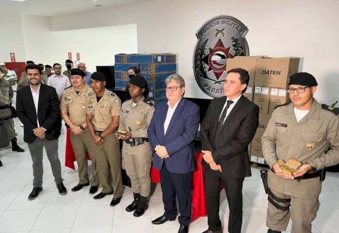 REAJUSTES: Wilson Filho ressalta compromisso cumprido por João Azevêdo que contempla policiais e professores 