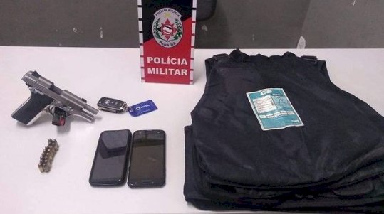 Vigilante é flagrado com arma de fogo e caso vai parar na delegacia; entenda 