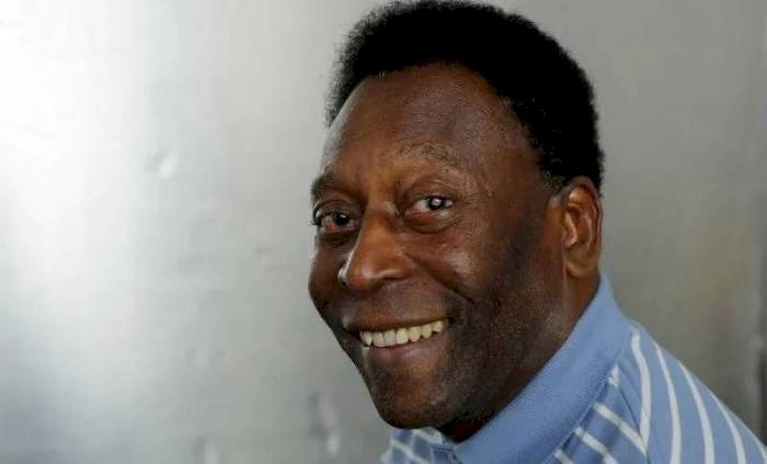 Ex-jogador, Pelé, de 82 anos