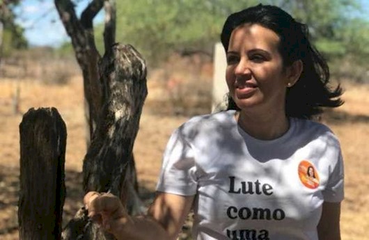 Deputada Pollyanna Dutra